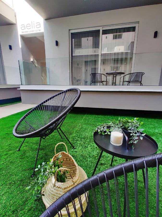 Aelia Seaside Luxury Suites 네아 카르발리 외부 사진